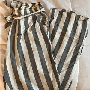 American Eagle Striped Pants